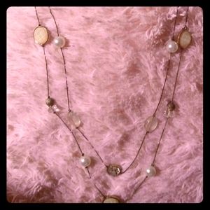 Gold and Pearl necklace